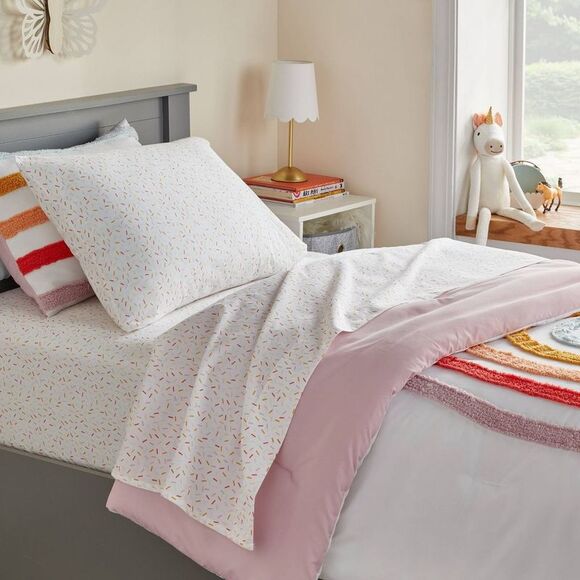 Pillowfort - Full Confetti Kids' Sheet Set - Pillowfort White - Picture 2 of 4